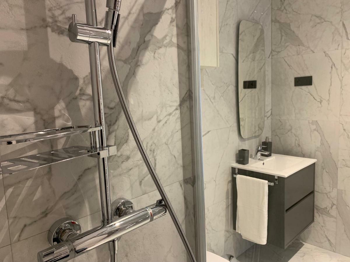 Apartamentos M.Bell León Dış mekan fotoğraf