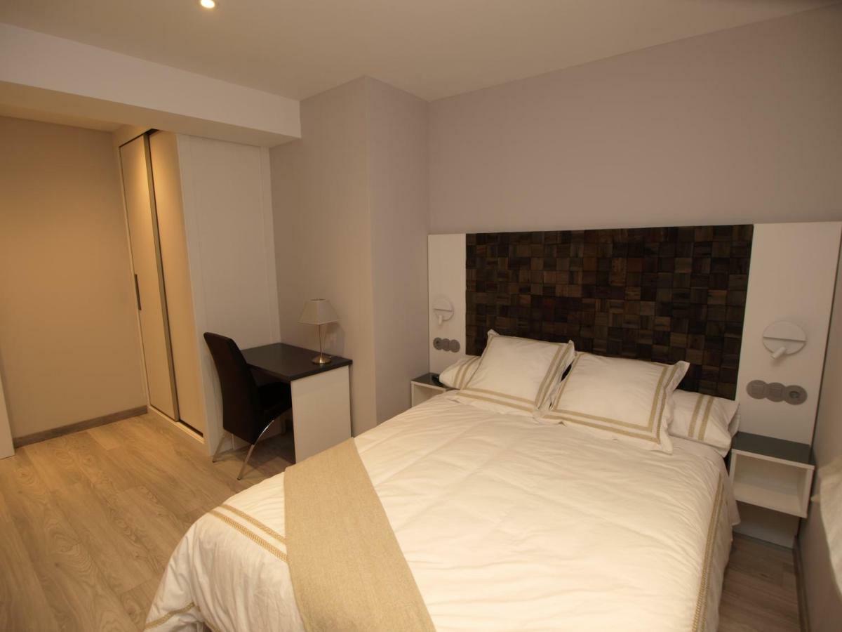 Apartamentos M.Bell León Dış mekan fotoğraf