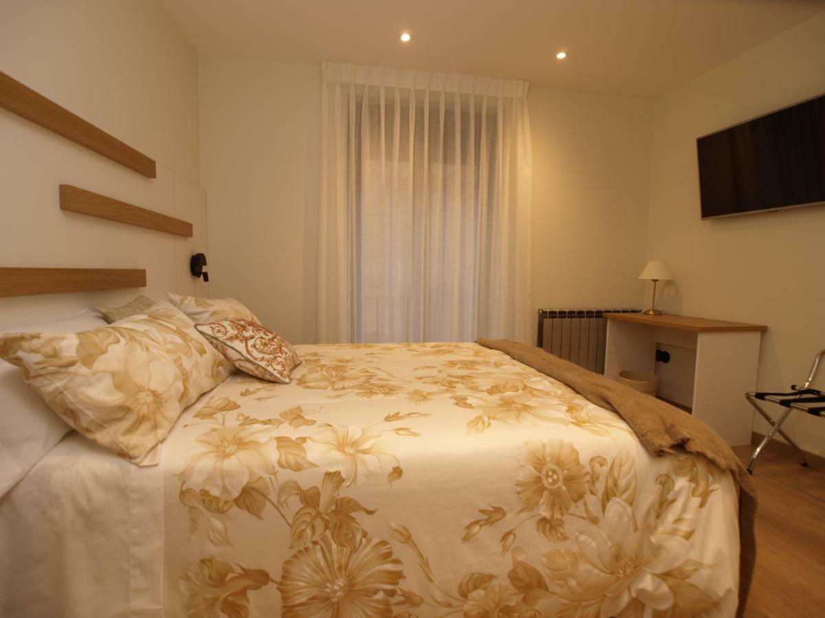 Apartamentos M.Bell León Dış mekan fotoğraf