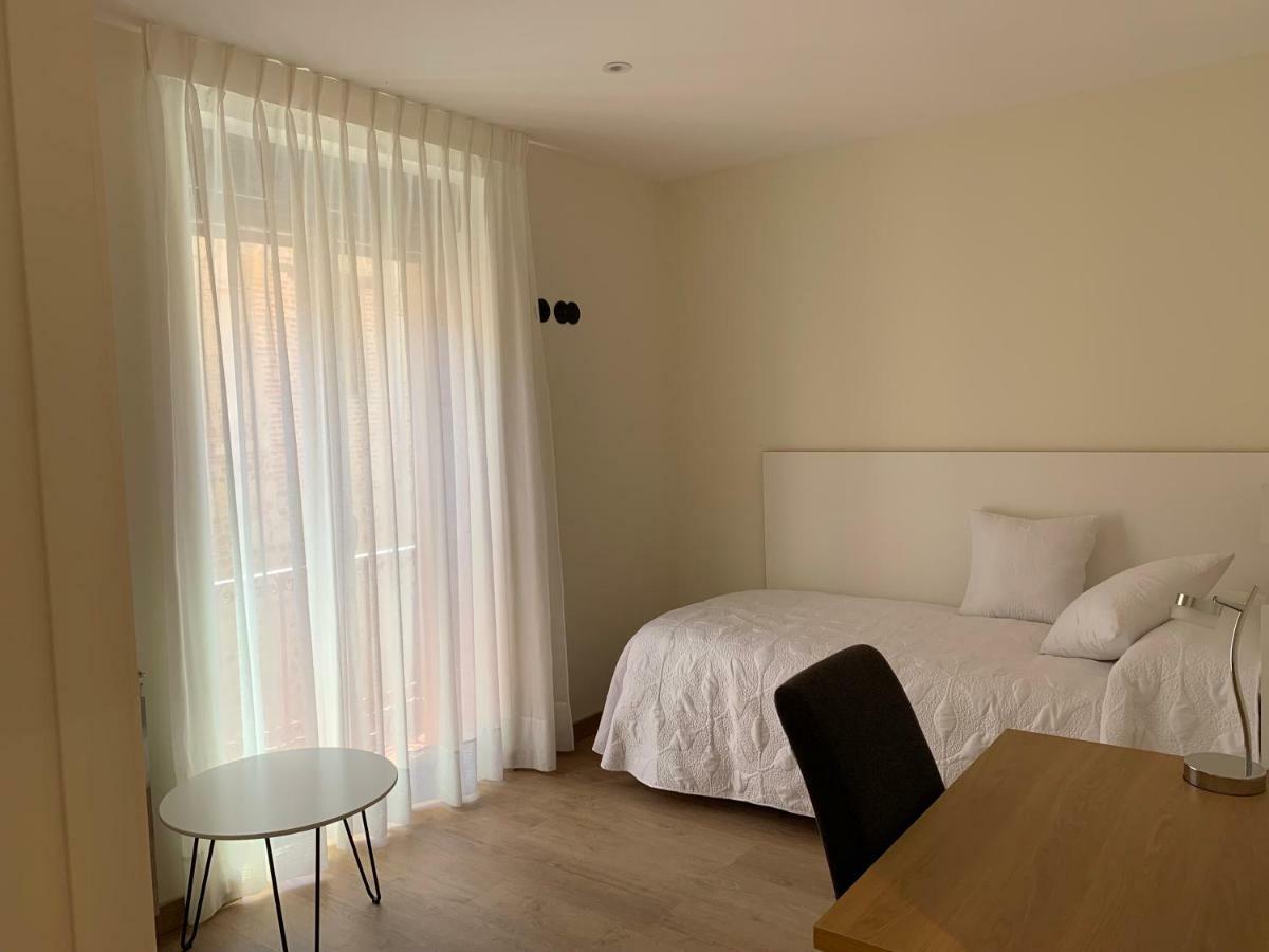 Apartamentos M.Bell León Dış mekan fotoğraf